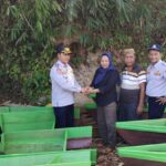 Dishub Konut Salur Bantuan Puluhan Unit Kapal Kepada Petani Kebun Yang Tinggal di Pesisir Sungai