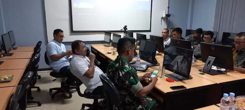 Kabag Binkar, Karo SDM Polda Sultra Dan Sekda Konut Bahas Pelaksanaan Asessment, 6 Jabatan Eselon ll Siap Dilelang
