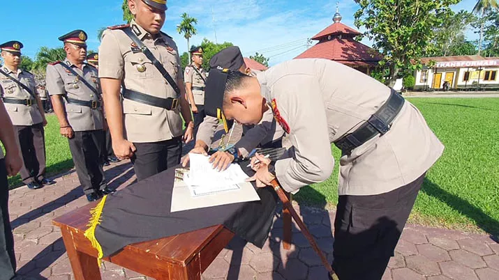 Empat Kapolsek Dan Kasat Lantas Di Polres Konsel Berganti