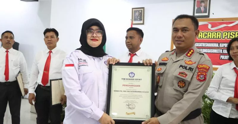 Polresta Kendari Terima Penghargaan Dari Tim Reaksi Cepat PPA Indonesia
