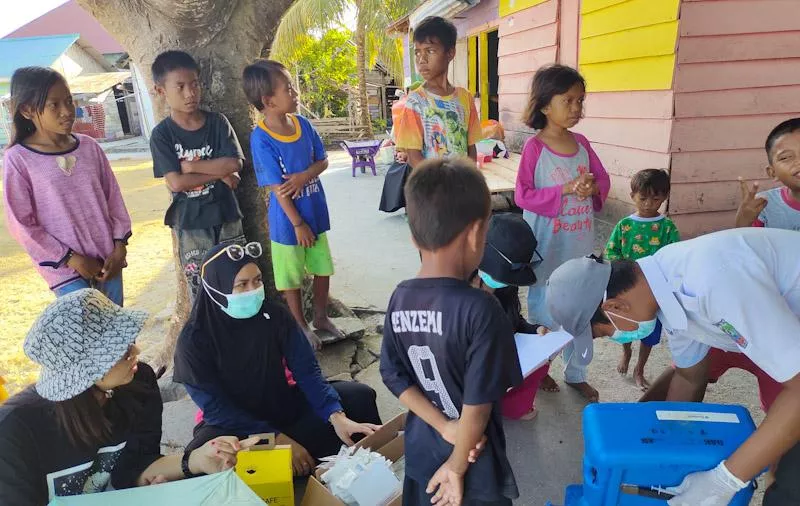 Tim Dinkes Konut Laksanakan Pelayanan Difteri Dengan Cara Dor To Door