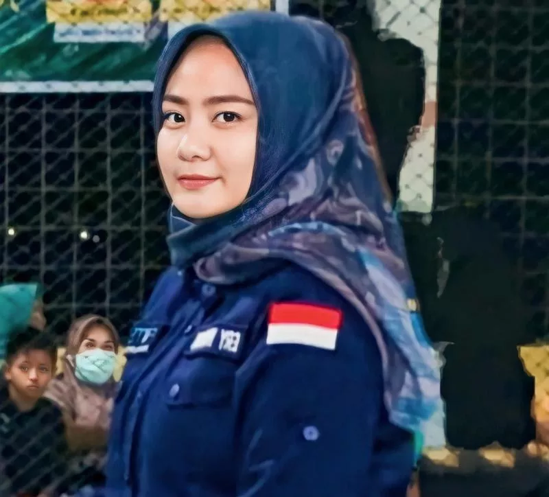 Ery Husaini